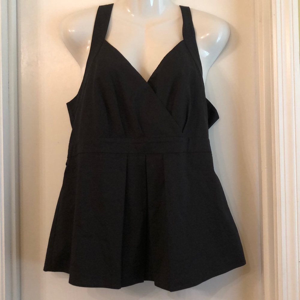 New York & Company sleeveless black blouse size 14